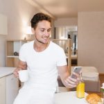 Как провести «День холостяка», заботясь о здоровье?