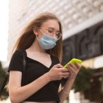 Бег в маске: стоит ли рисковать и как тренироваться на улице без вреда для здоровья