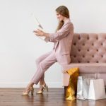 Как выглядеть стильно, возвращаясь в офис: 20 актуальных вещей