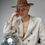 Назад в будущее: (ретро)футуризм в моде — от Куррежа до Жескьера